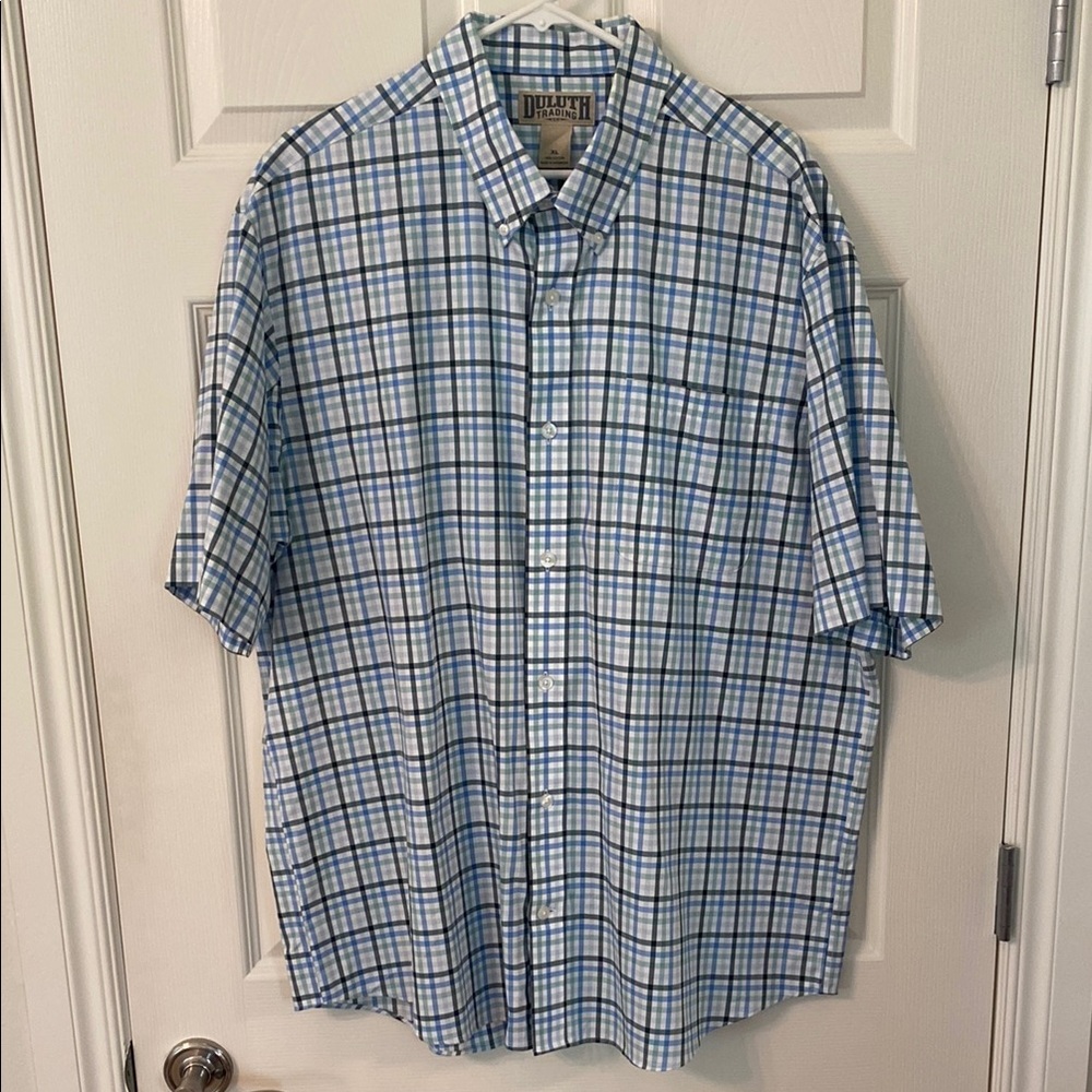 Duluth Trading Co Blue and White Casual Button Down Shirt